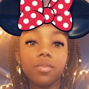 Meet your Posher, Aleisha